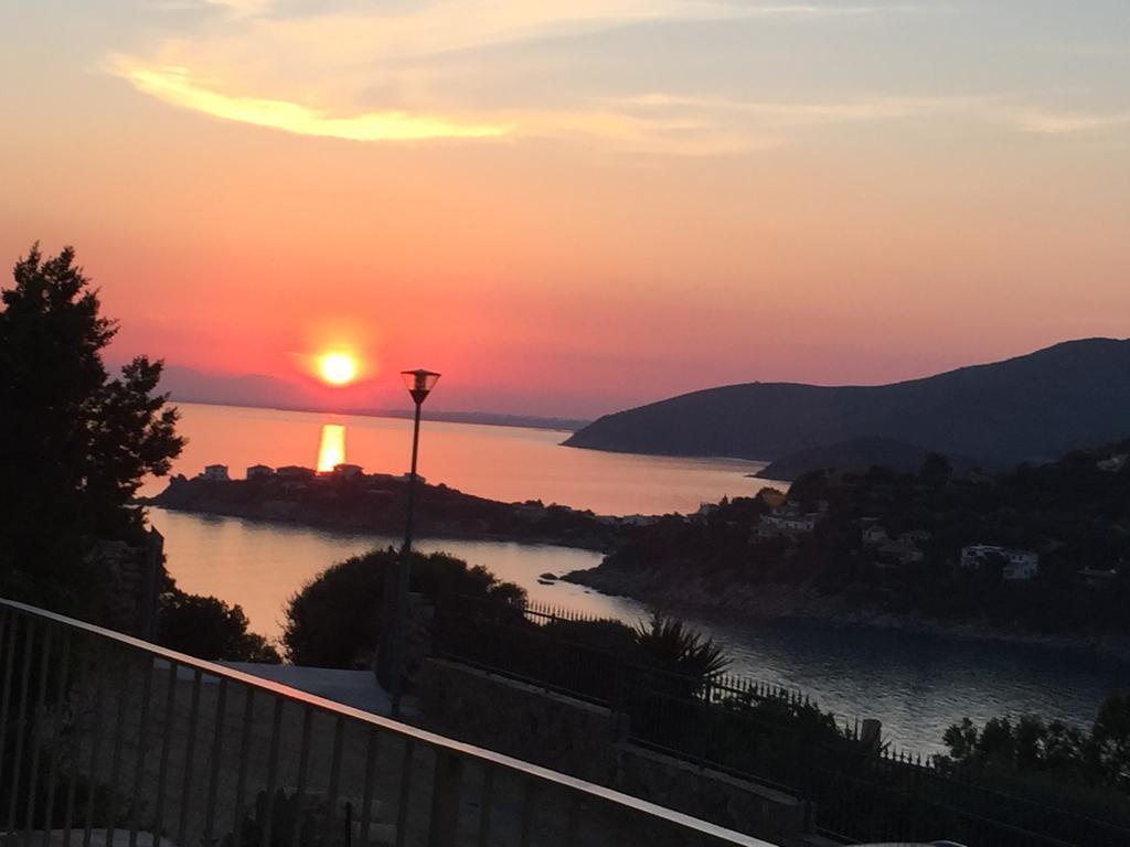 Villa Giglio Torre delle Stelle Ruang foto